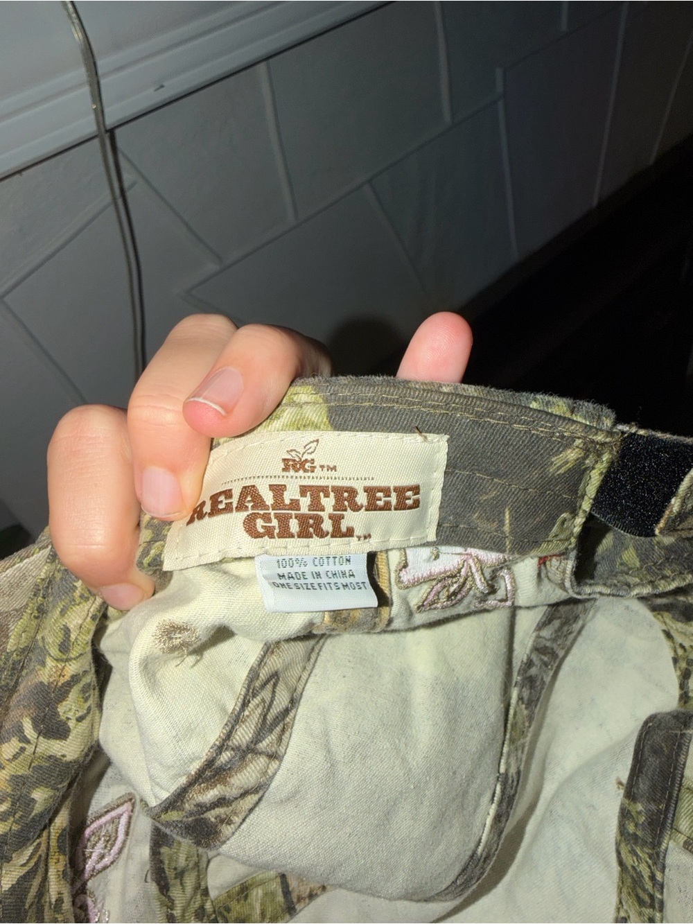 Realtree Girl Camouflage Hat in Green with Pink Embroidery - Picture 5 of 5